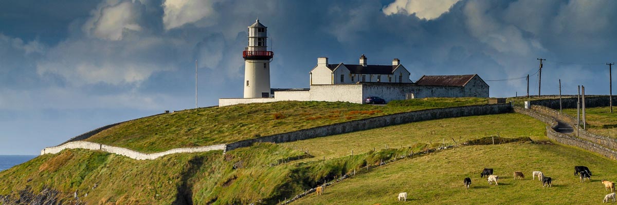 Un phare à la côte irlandaise